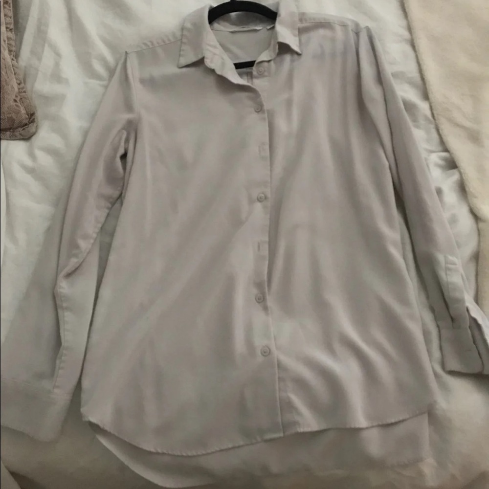 uniqlo button up